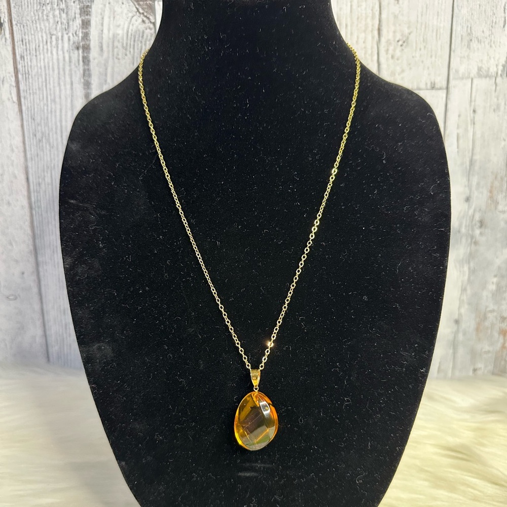 AMBER necklace in 18k gold and plated chain - Picture 14 of 17